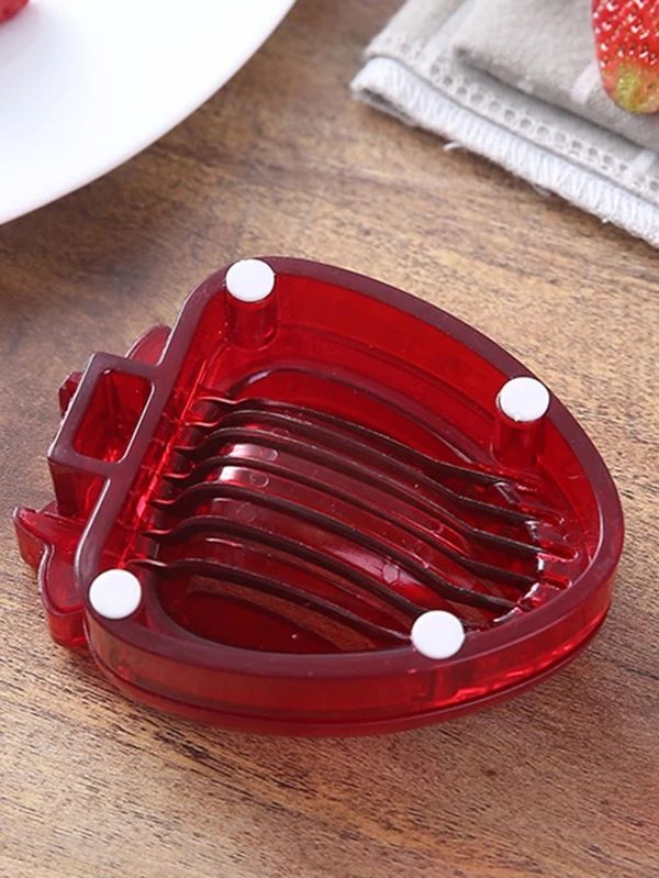 1pc Plastic Strawberry Slicer